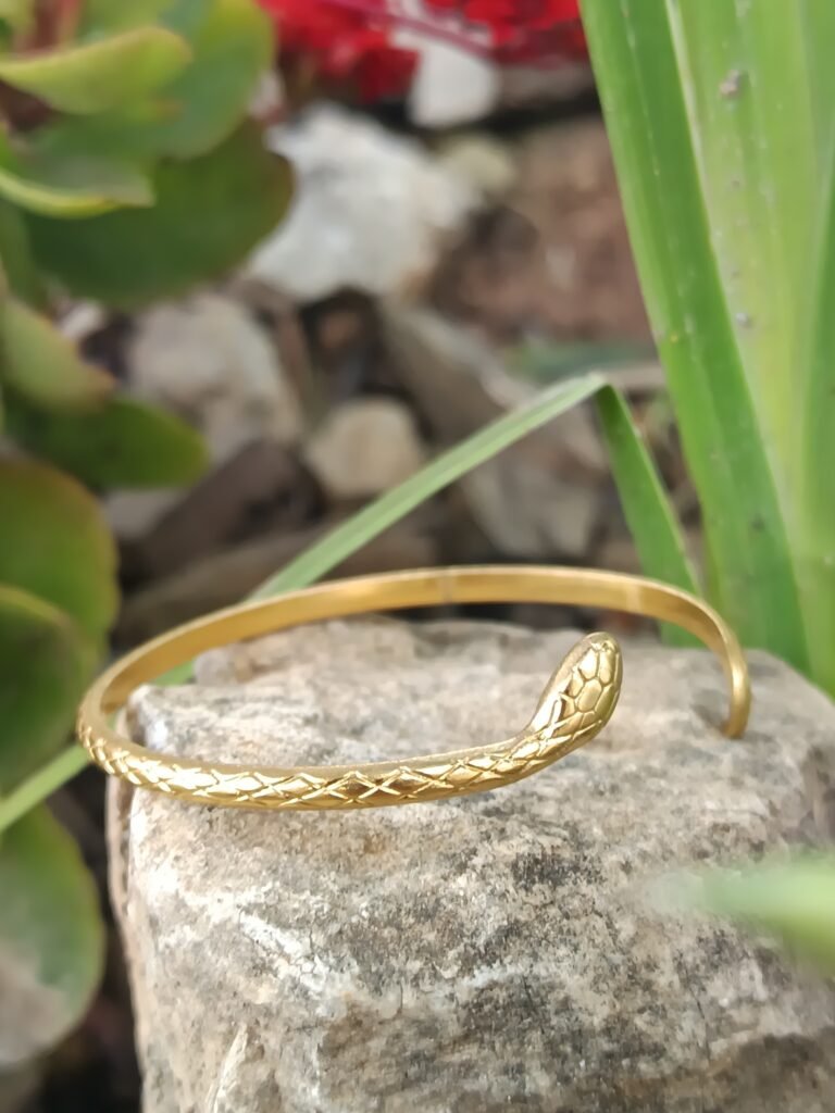 brazalete serpiente dorada