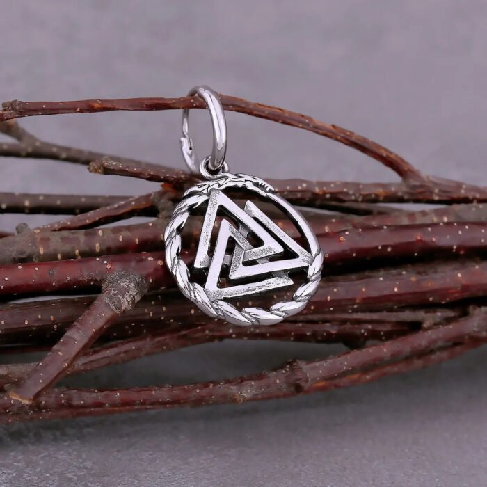 pendientes valknut