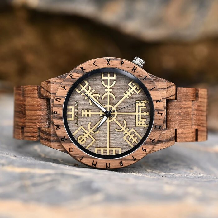 reloj de pulsera vikingo