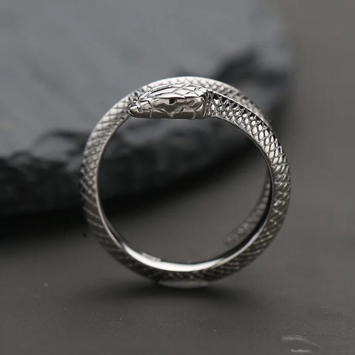 Anillo Egipcio Cobra Rizada