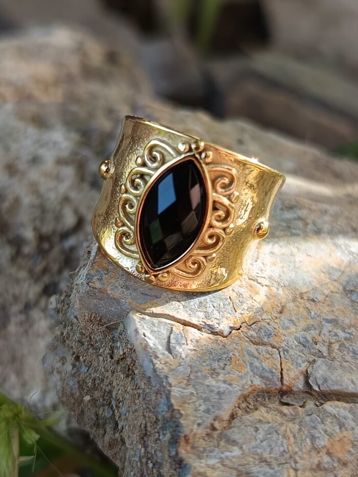 anillo dorado de neftis 7