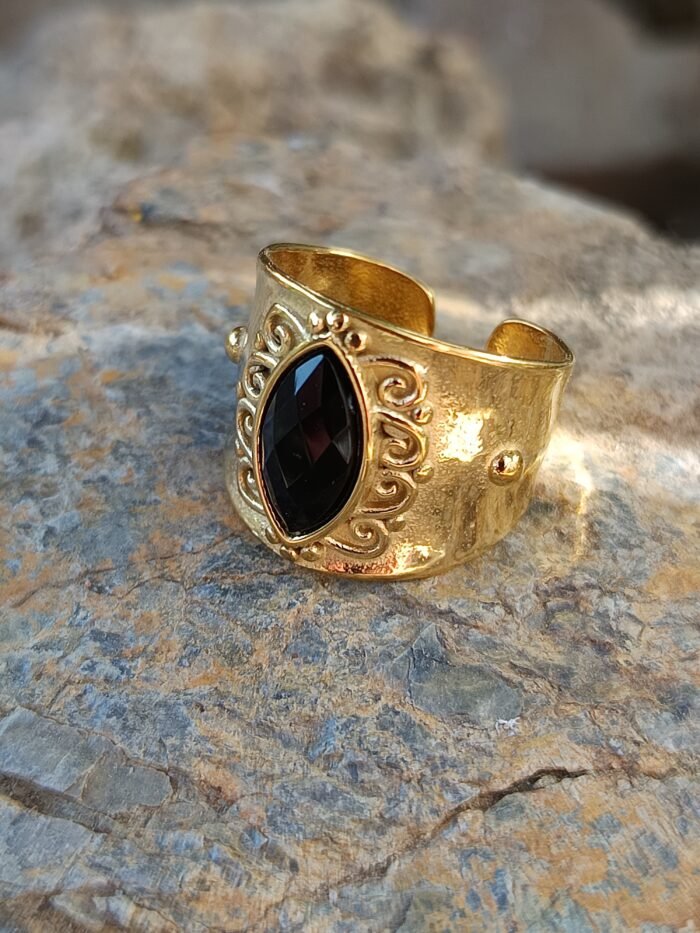 anillo dorado de neftis 7